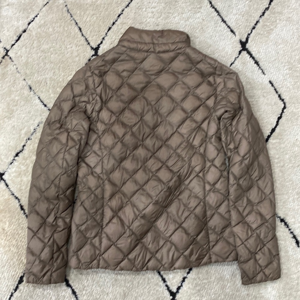 Uniqlo brown packable puffer - Picture 4 of 4